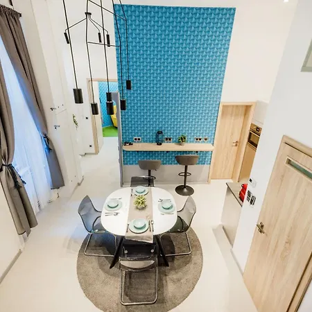 Kandallo Apartment *